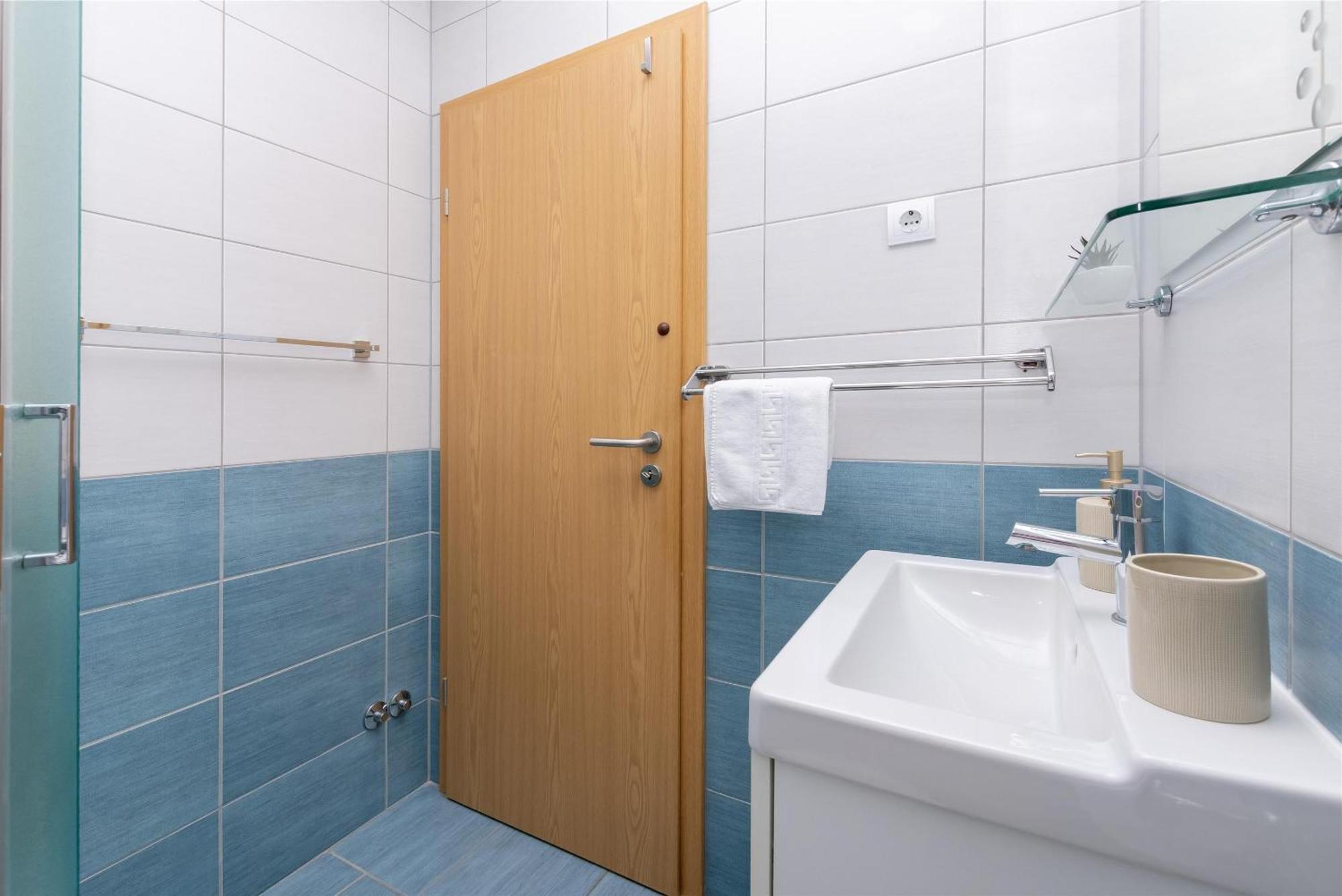 Apartments Marijo * Baska Voda